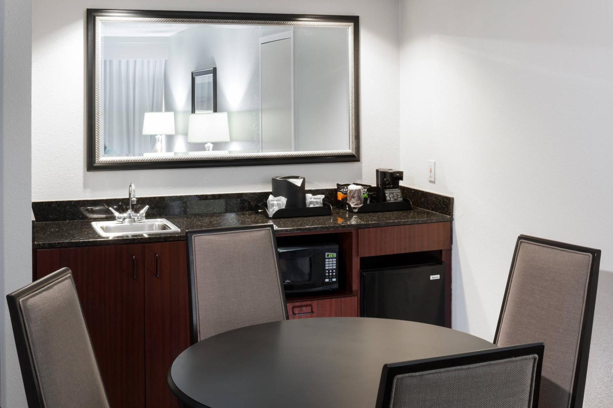 Hotel Courtyard By Marriott Waco Exterior foto